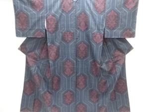 幾何学に抽象草花模様織り出し本場泥大島紬着物(5マルキ)